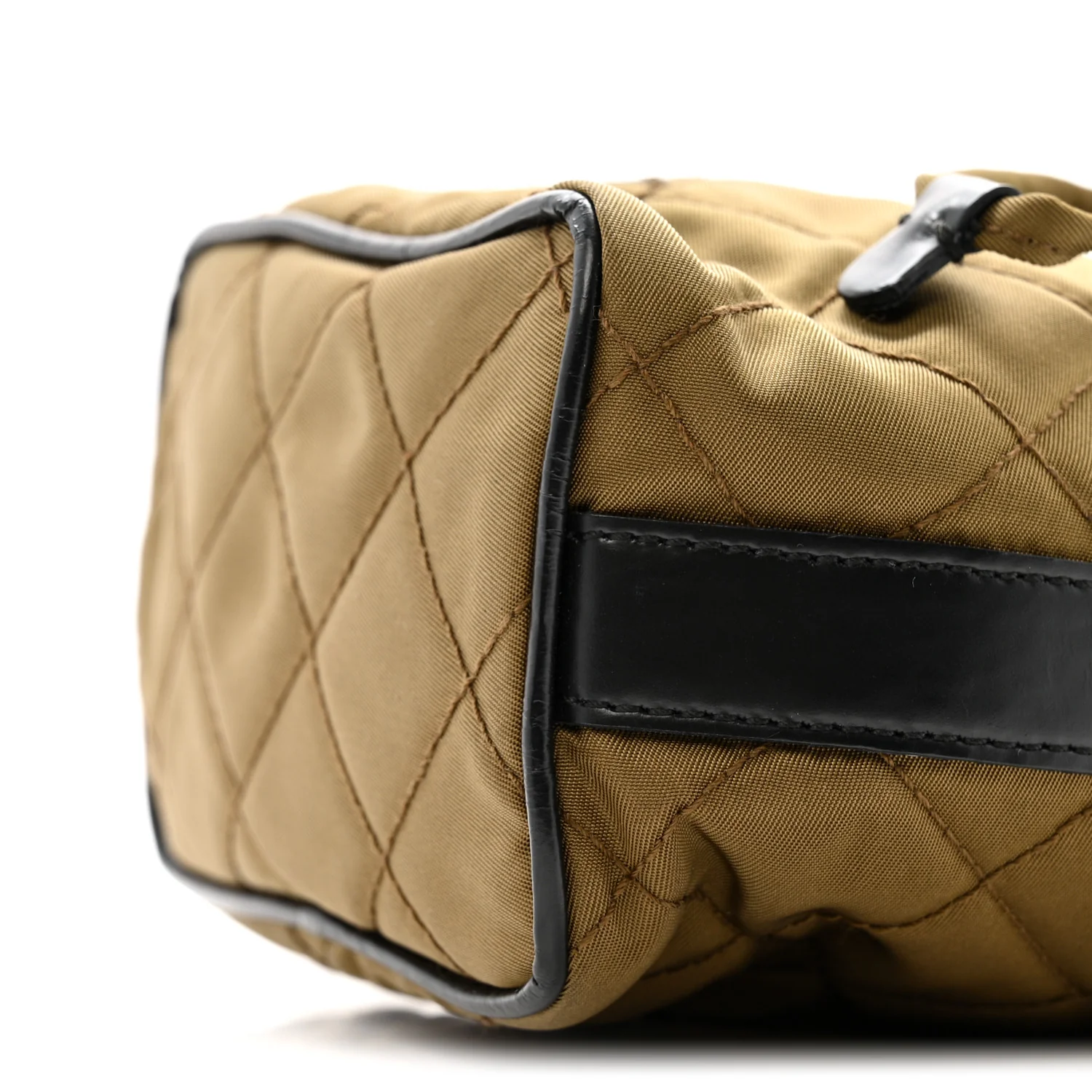 Tessuto Nylon Impunturato Quilted Soft Calf Bucket Bag Antilope Black - Image 10