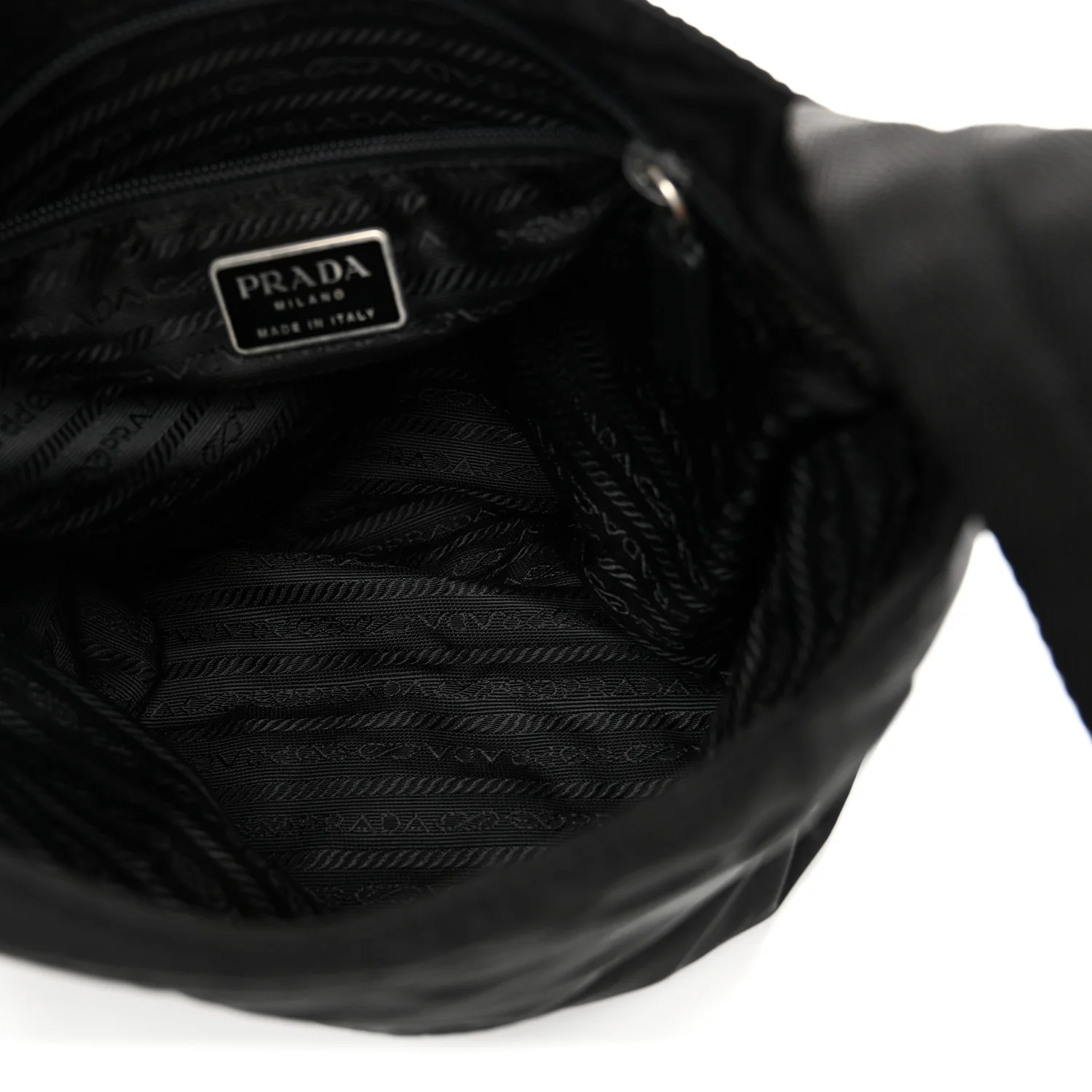 Tessuto Nylon Saffiano Flat Messenger Bag Black - Image 5