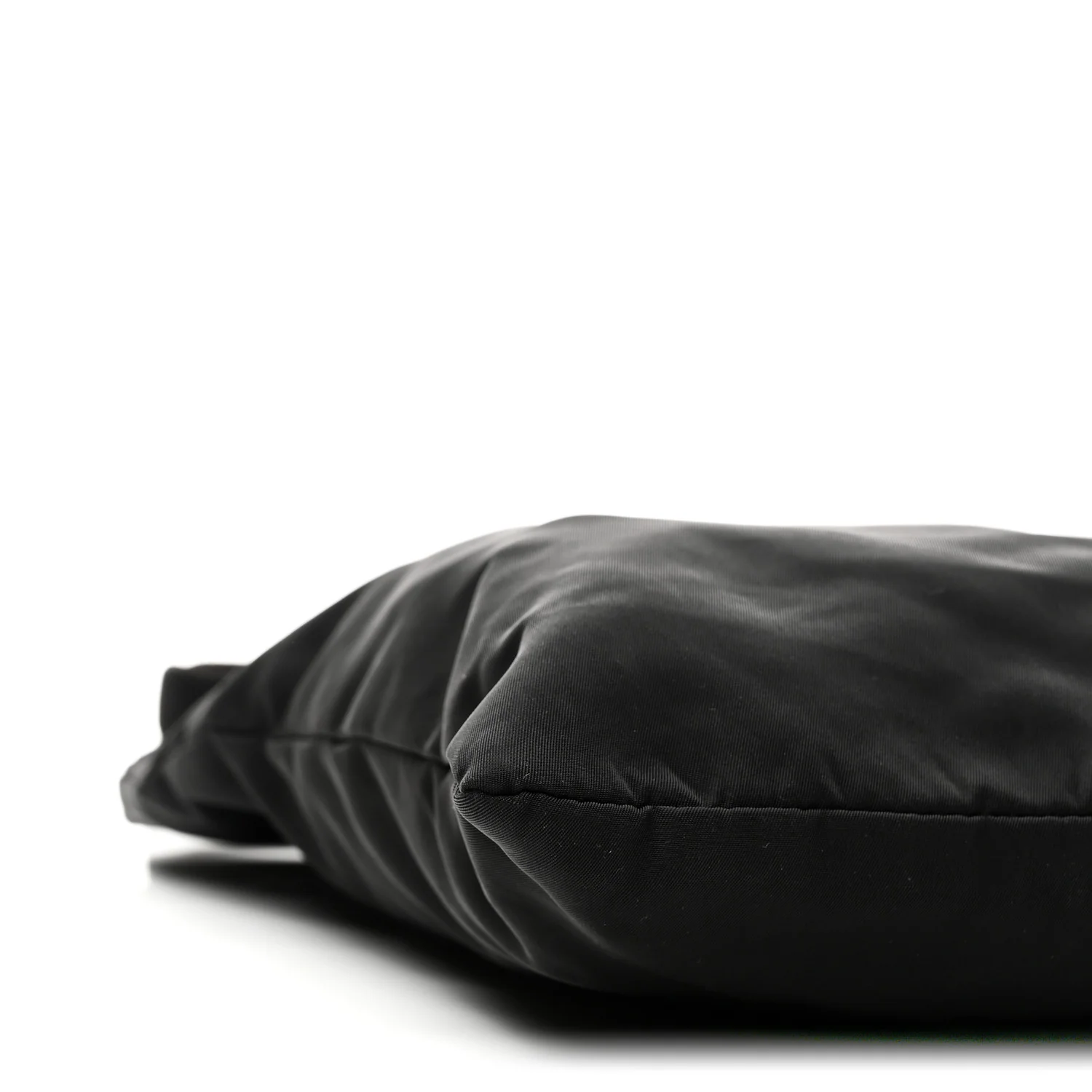 Tessuto Nylon Saffiano Flat Messenger Bag Black - Image 8