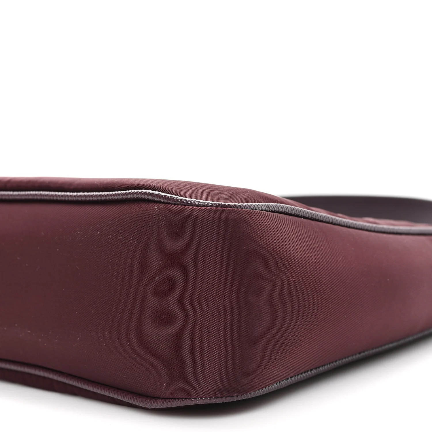 Tessuto Nylon Saffiano Mini Re-Edition 2005 Bag Bordeaux - Image 9