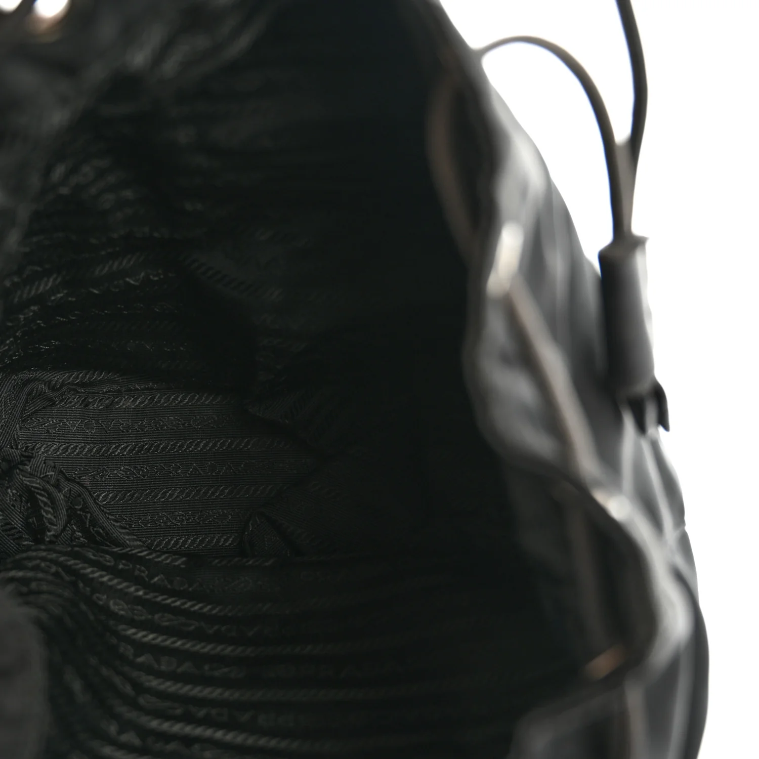 Tessuto Nylon Vela Chain Backpack Black - Image 5