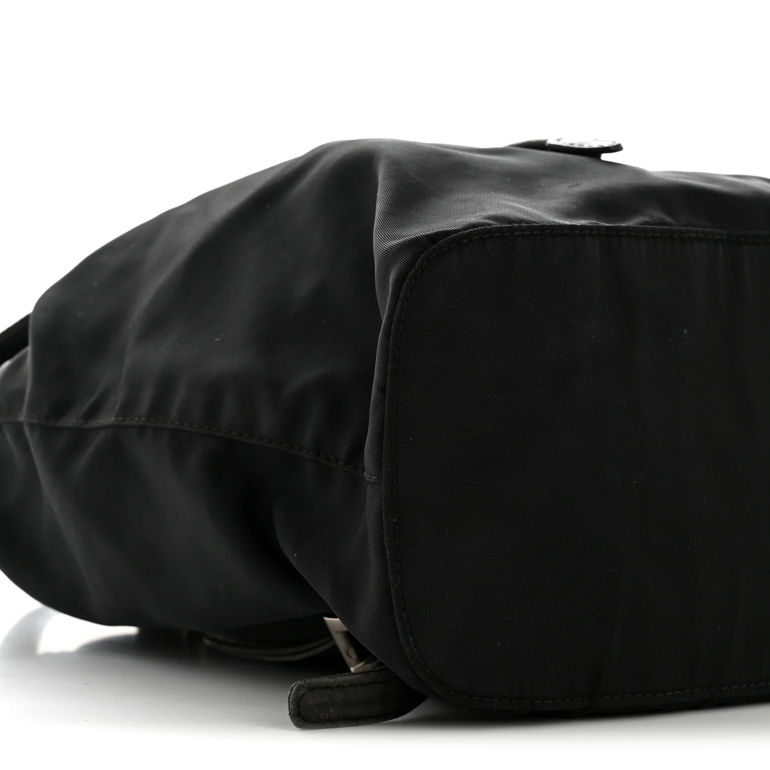 Tessuto Nylon Vela Chain Backpack Black - Image 9