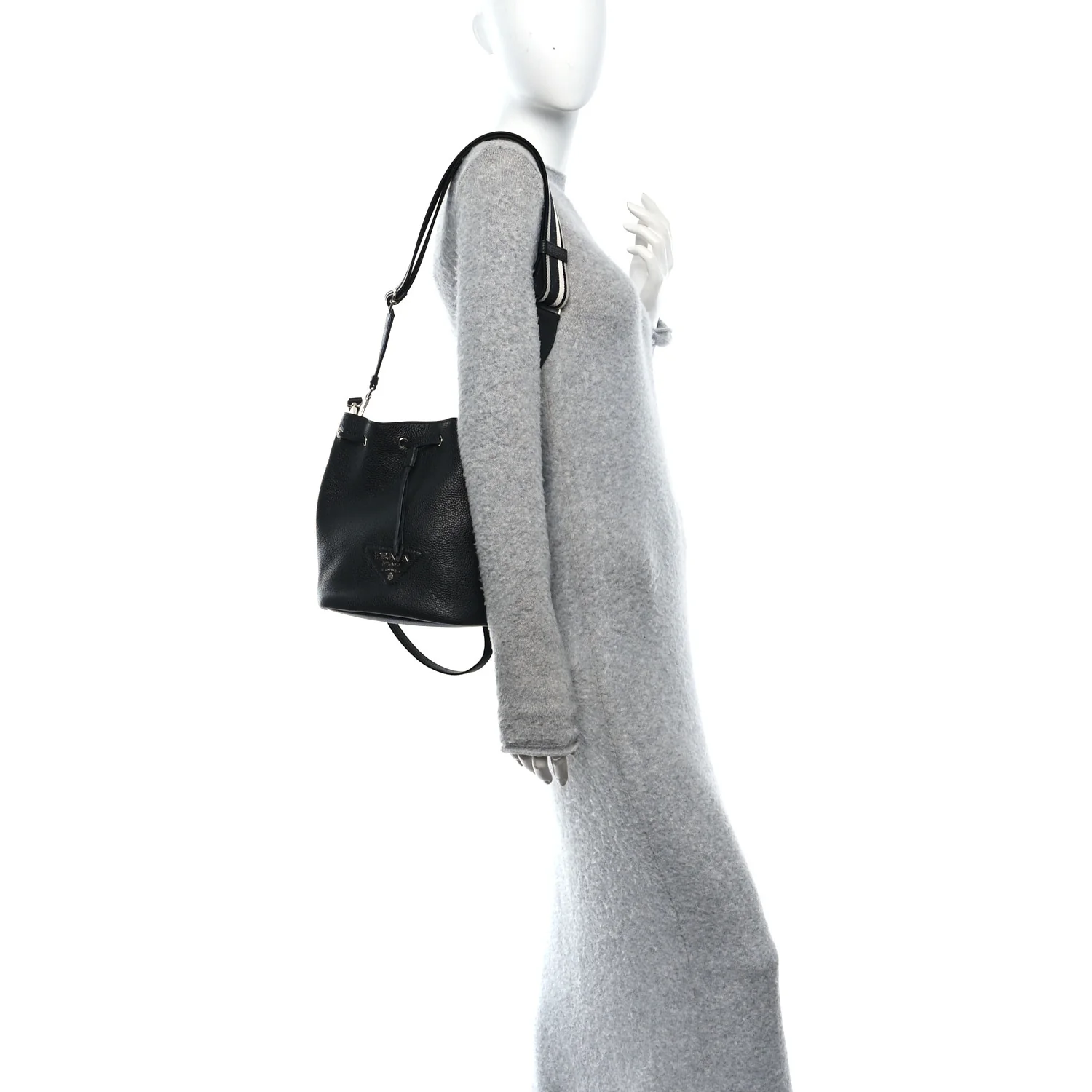 Vitello Daino Soft Drawstring Bucket Bag Black - Image 2