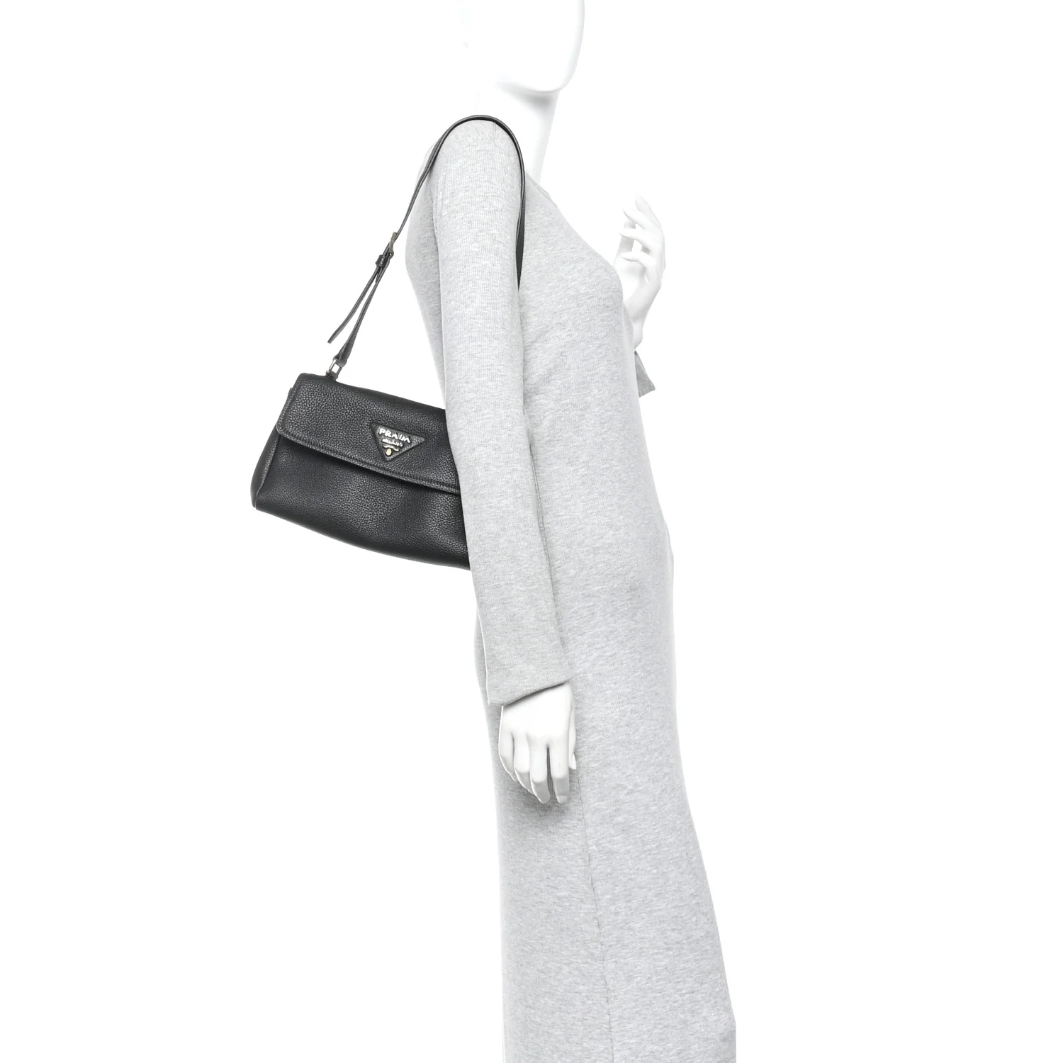 Vitello Daino Soft Flap Shoulder Bag Black - Image 2