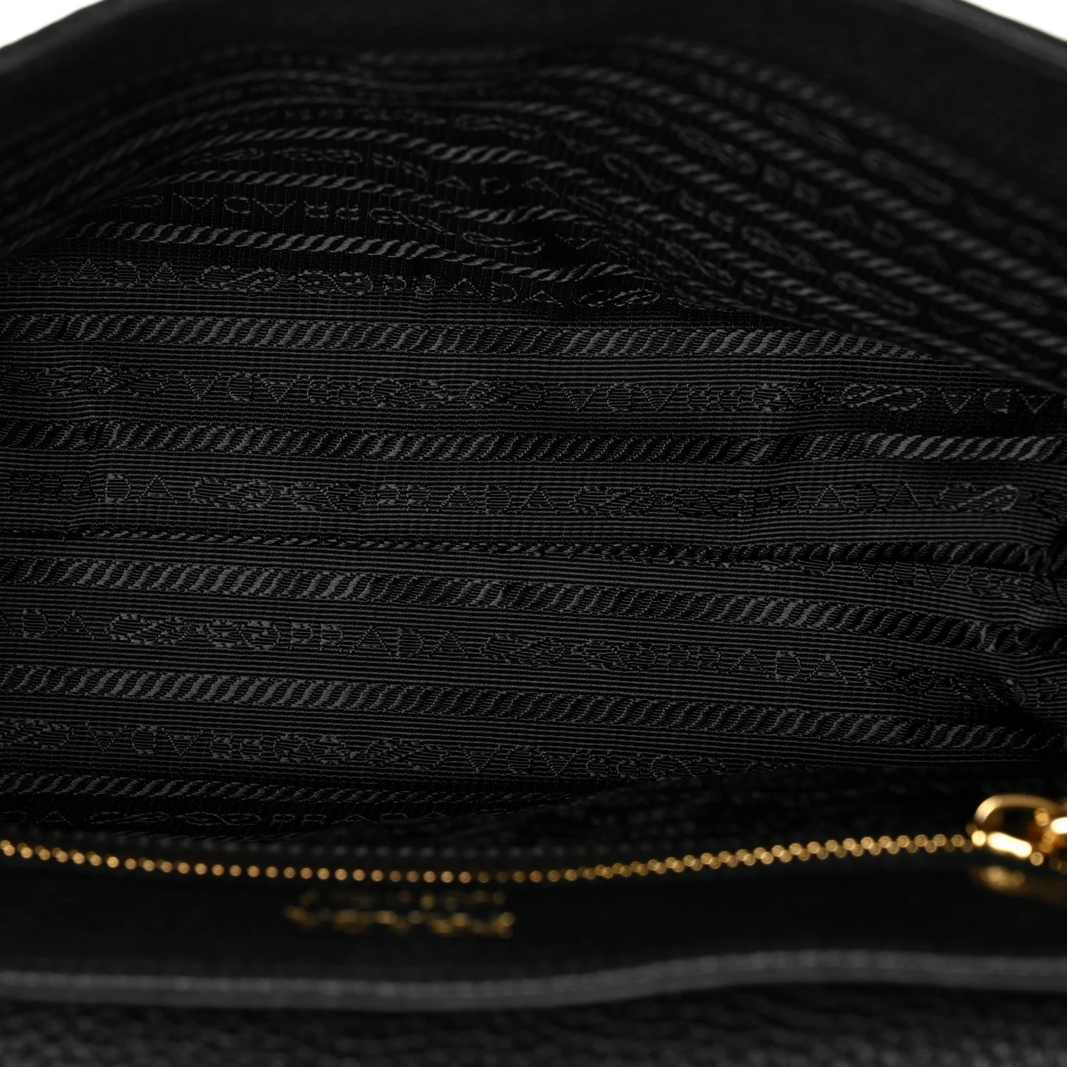 Vitello Daino Soft Flap Shoulder Bag Black - Image 5