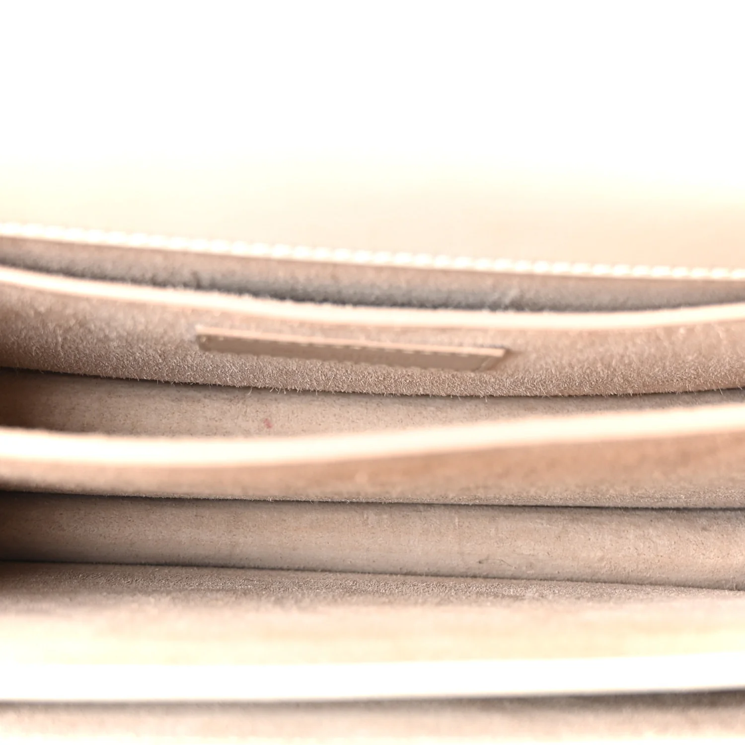 Calfskin Medium Monogram Sunset Crema Soft - Image 9