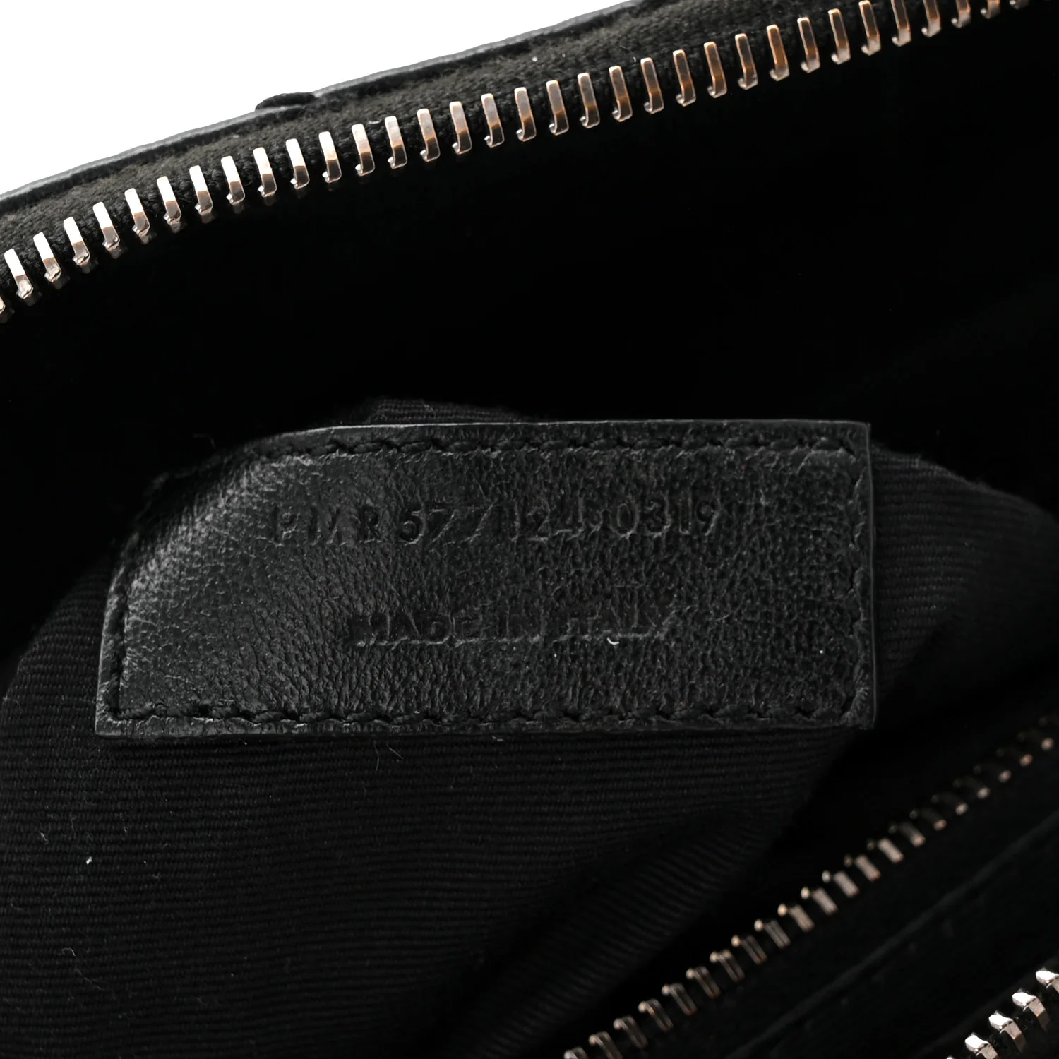 Crinkled Calfskin Matelasse Monogram Niki Body Bag Black - Image 7