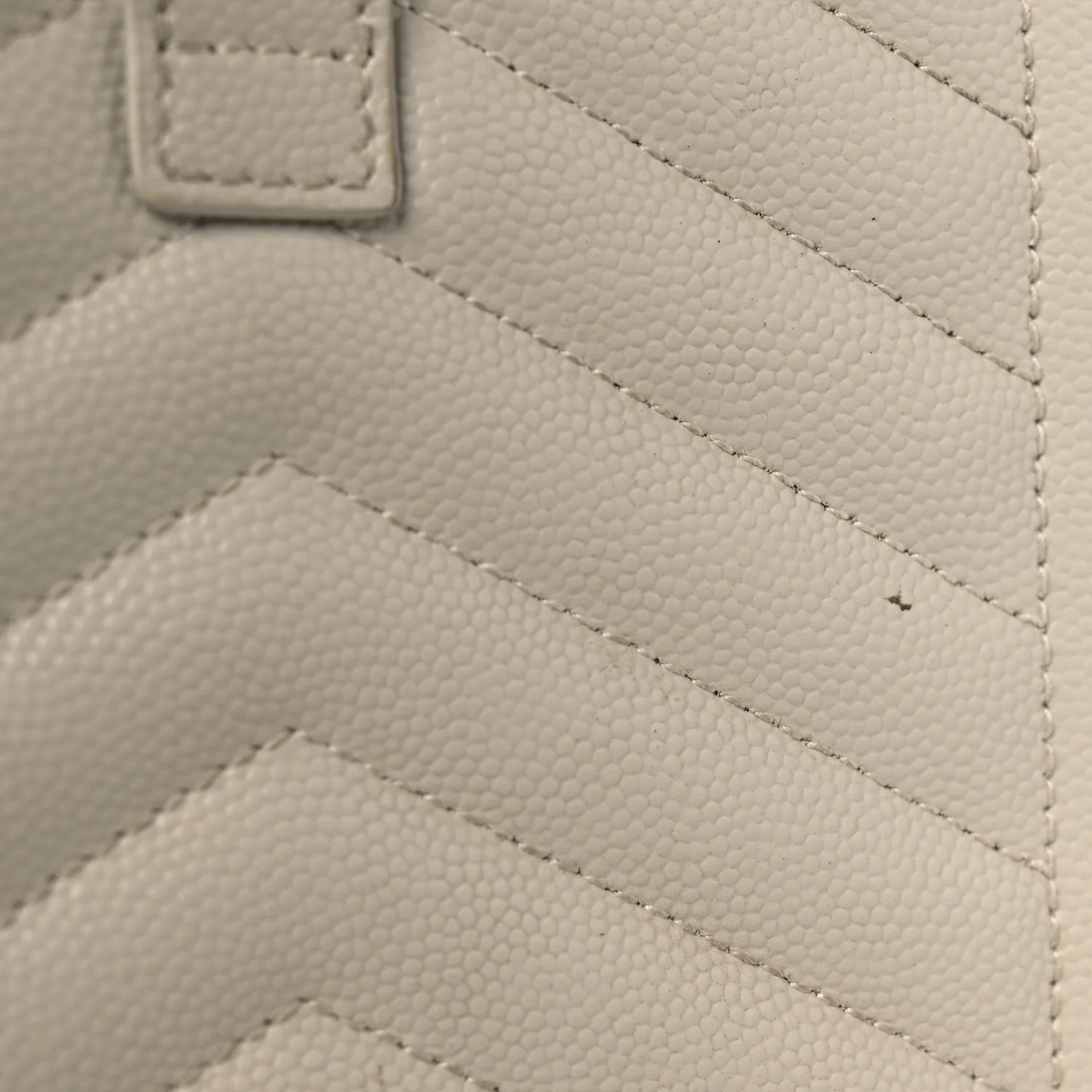 Grain De Poudre Textured Mixed Matelasse Triquilt Monogram Clutch Blanc Vintage - Image 9