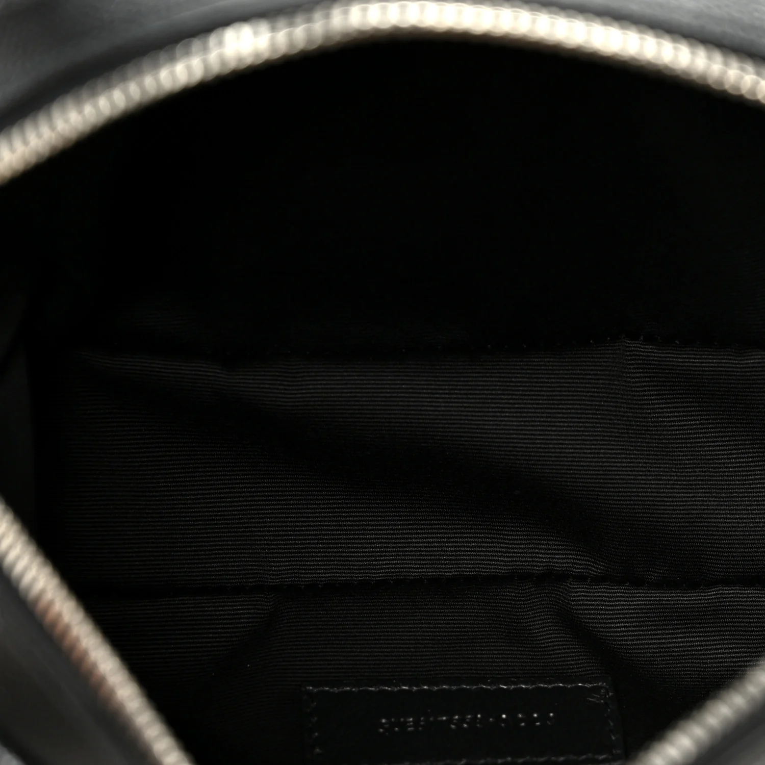 Grain De Poudre Toiletry Case Black - Image 7