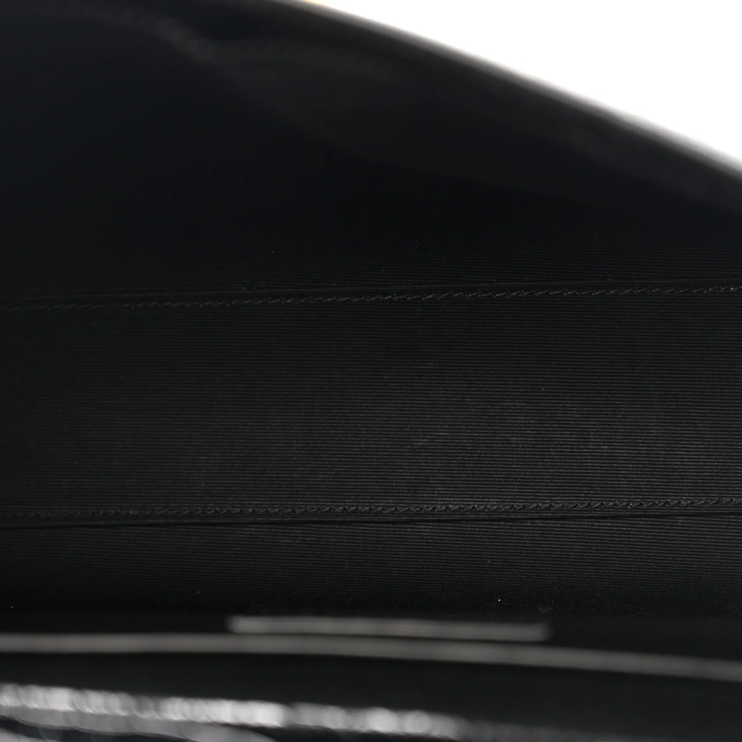 Shiny Calfskin Crocodile Embossed Manhattan Baguette Black - Image 5
