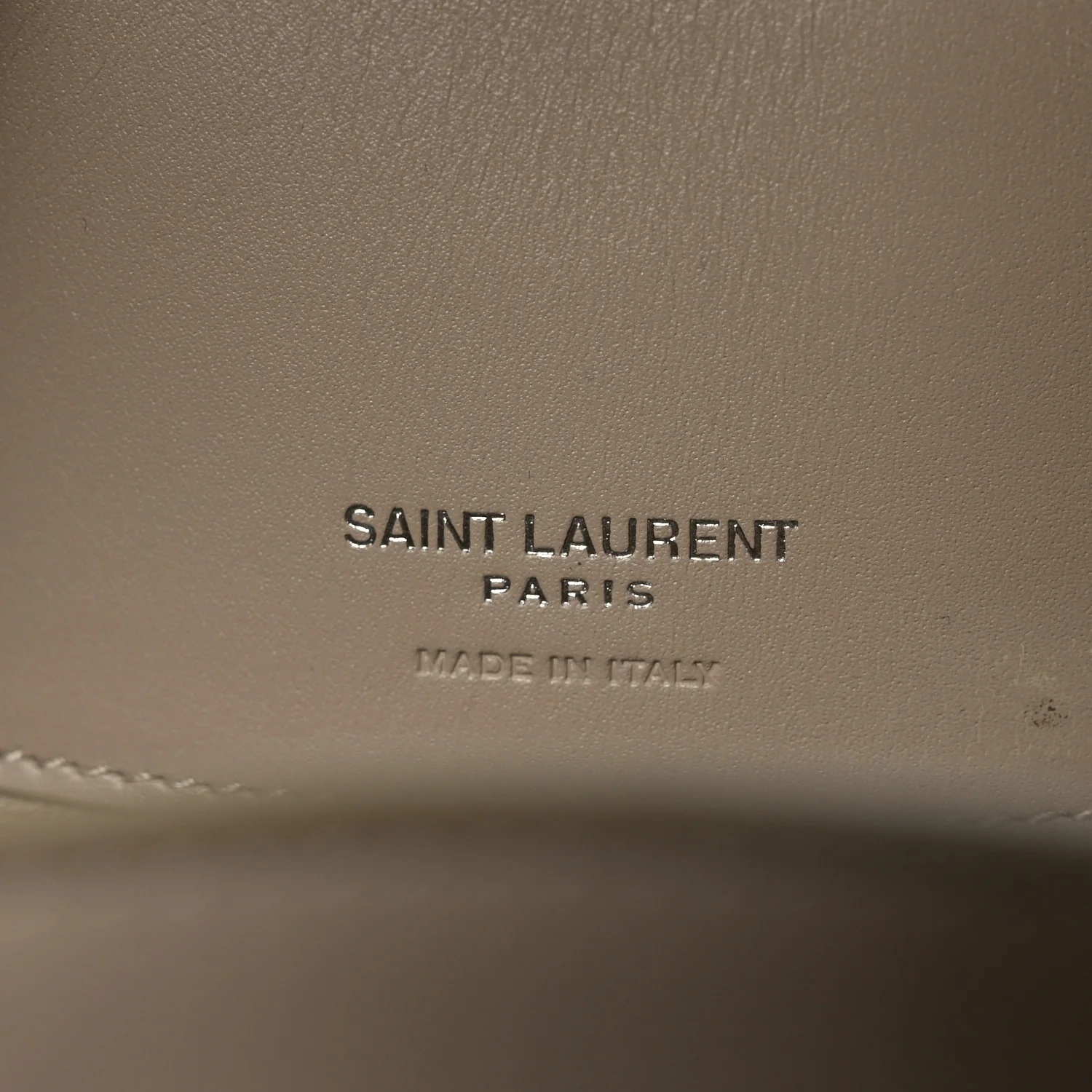 Shiny Calfskin Le 37 Small Bucket Bag Sea Salt - Image 6