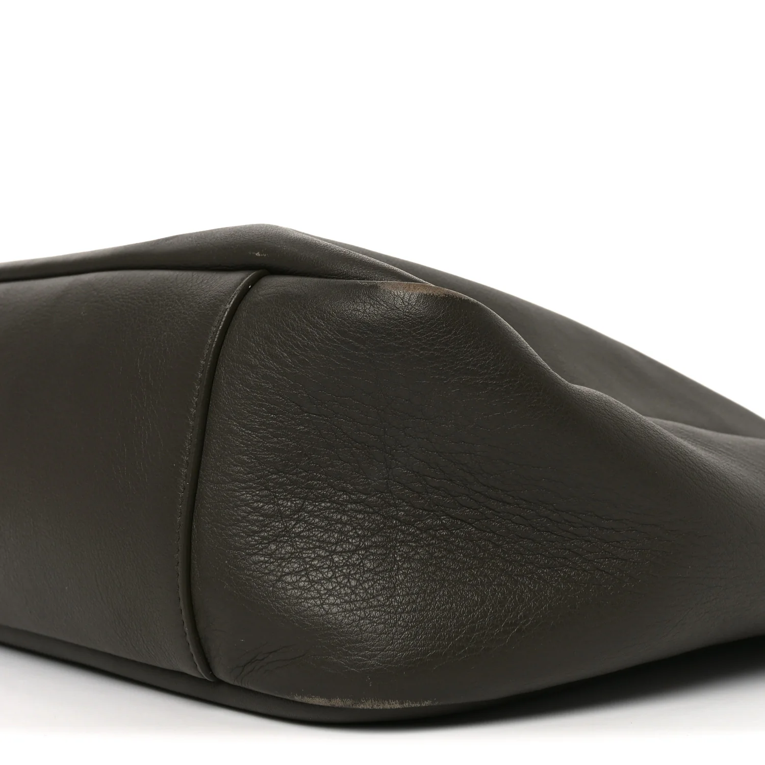 Smooth Calfskin Large Le 5 A 7 Soft Hobo Light Musk - Image 9