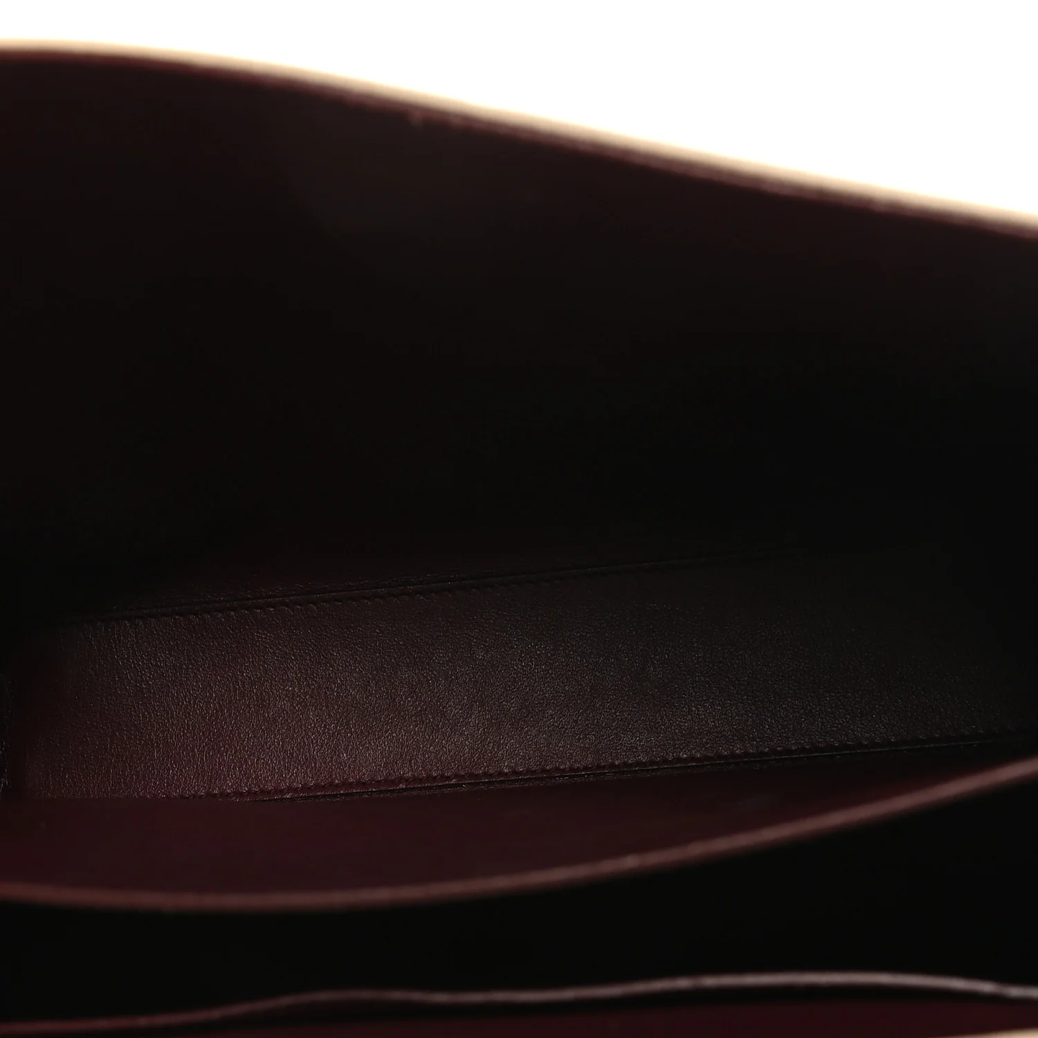 Smooth Calfskin Medium Classic Monogram Cassandra Top Handle Crema Soft Rouge Legion - Image 5