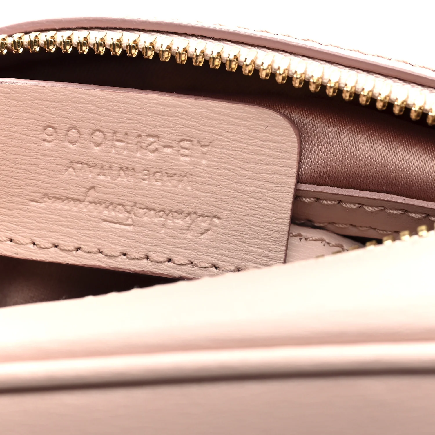 Calfskin City Goncho Crossbody Camera Bag BonBon - Image 5