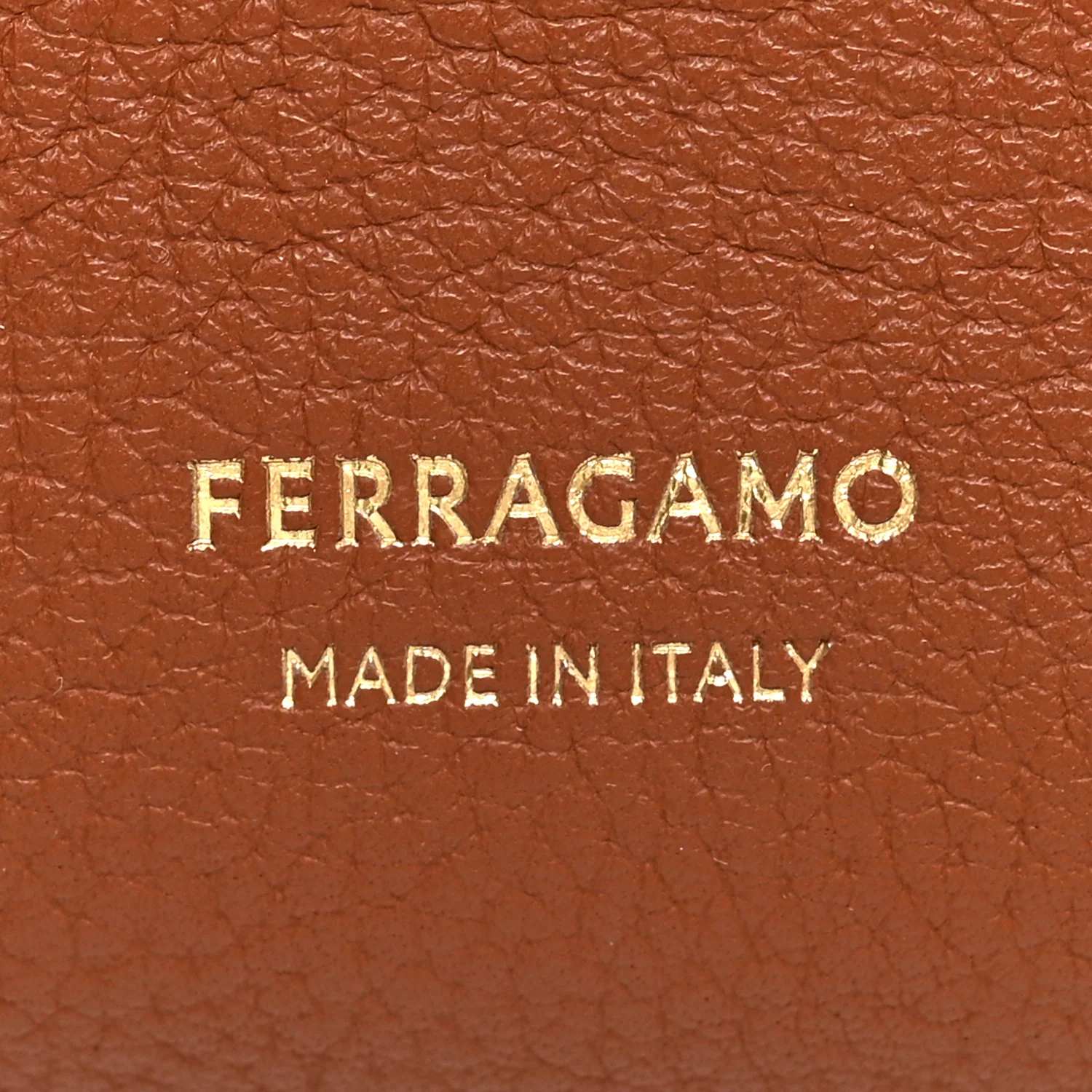 Grained Calfskin V Hobo Cognac - Image 7