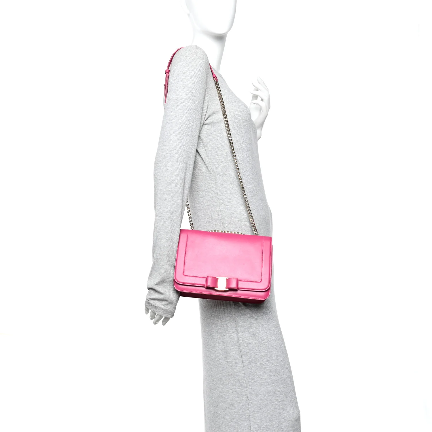 Smooth Calfskin Vara Bow Chain Flap Crossbody Begonia - Image 2