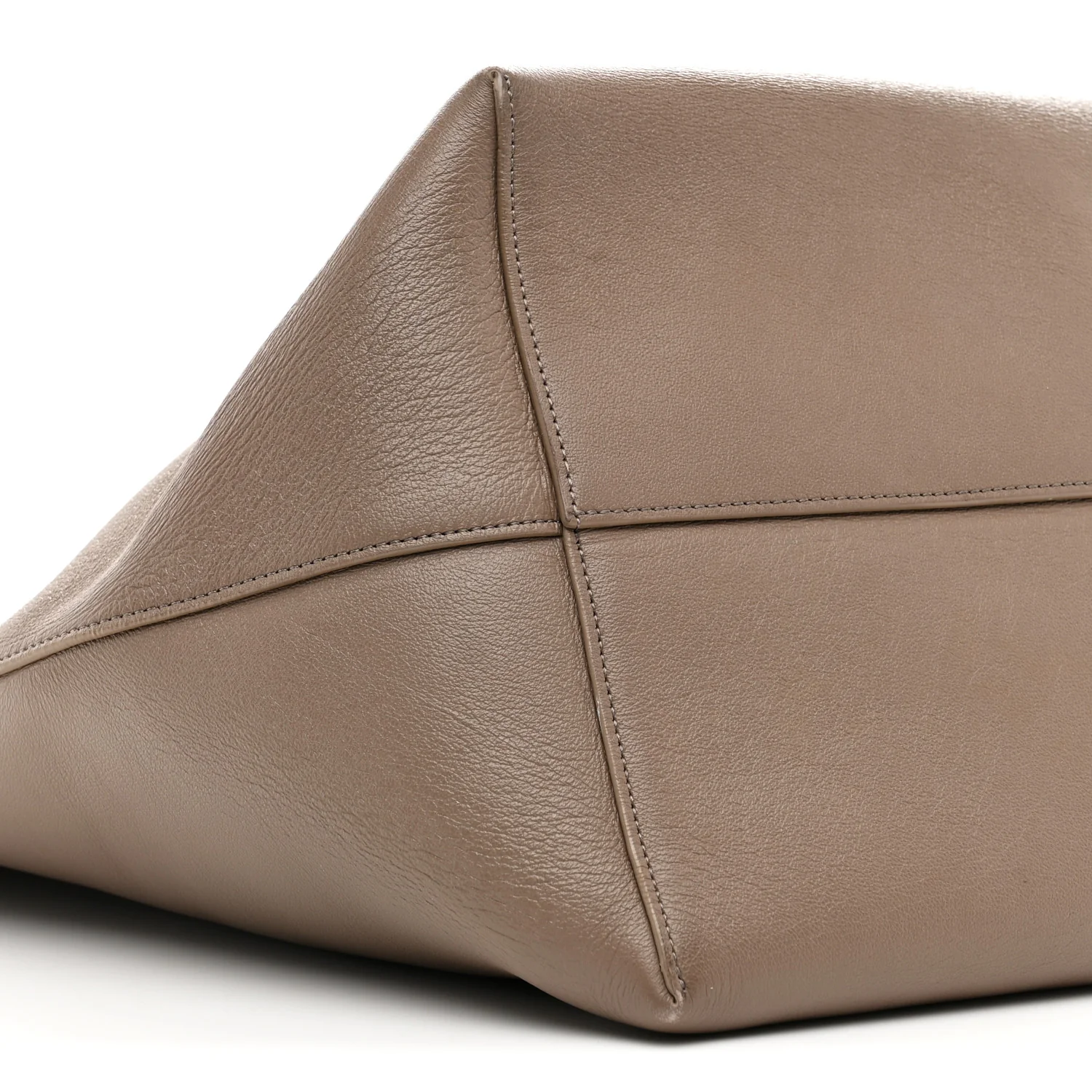 Grained Calfskin Large N/S Park Tote Dark Taupe - Image 9