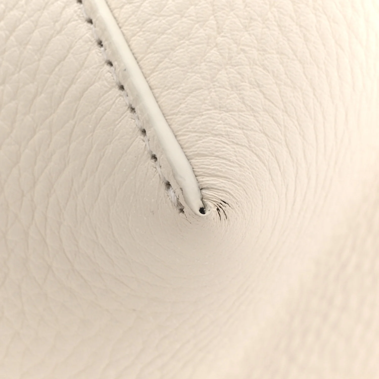 Grained Calfskin Medium N/S Park Tote Ivory - Image 11