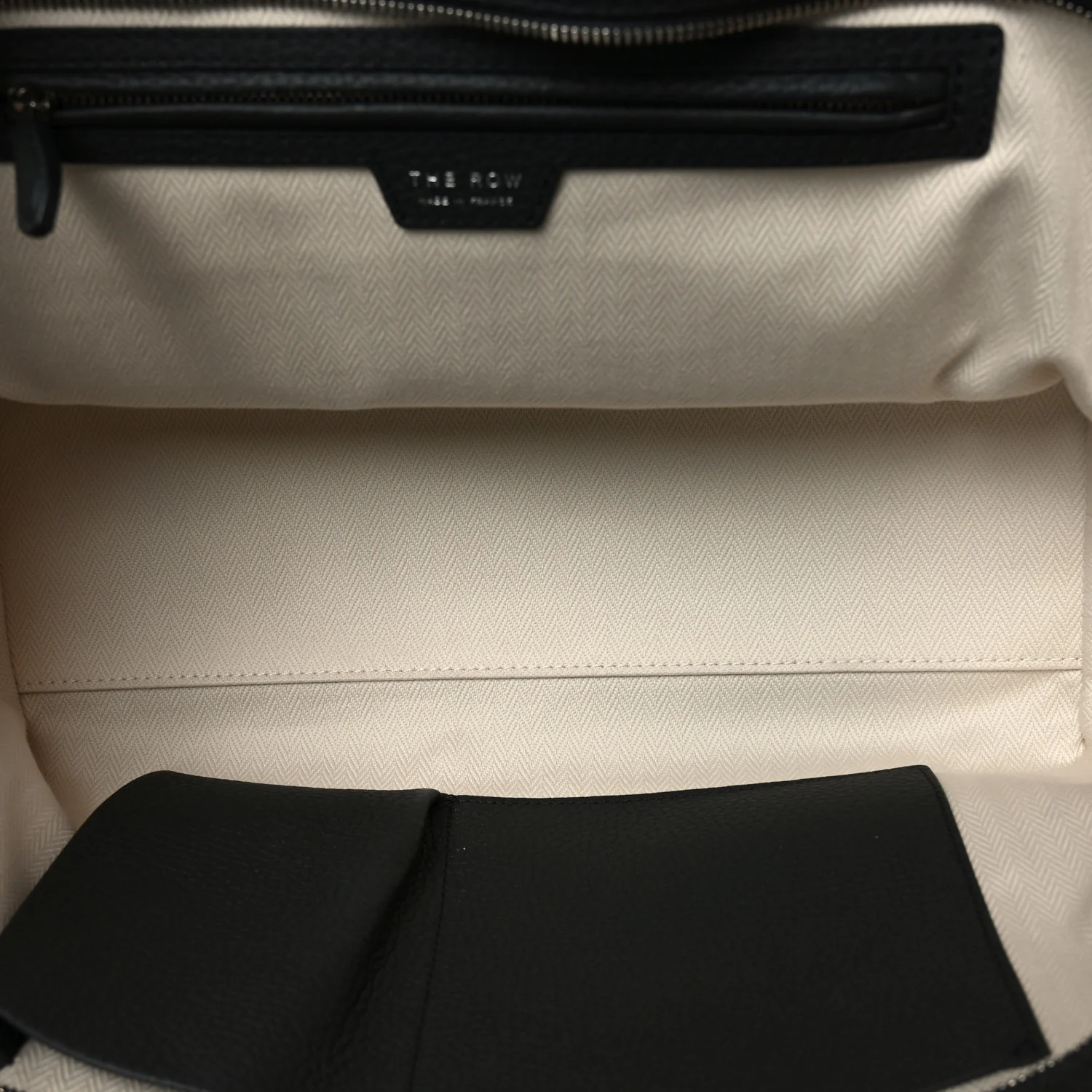 Matte Grained Calfskin Marlo 14 Dark Pine - Image 5
