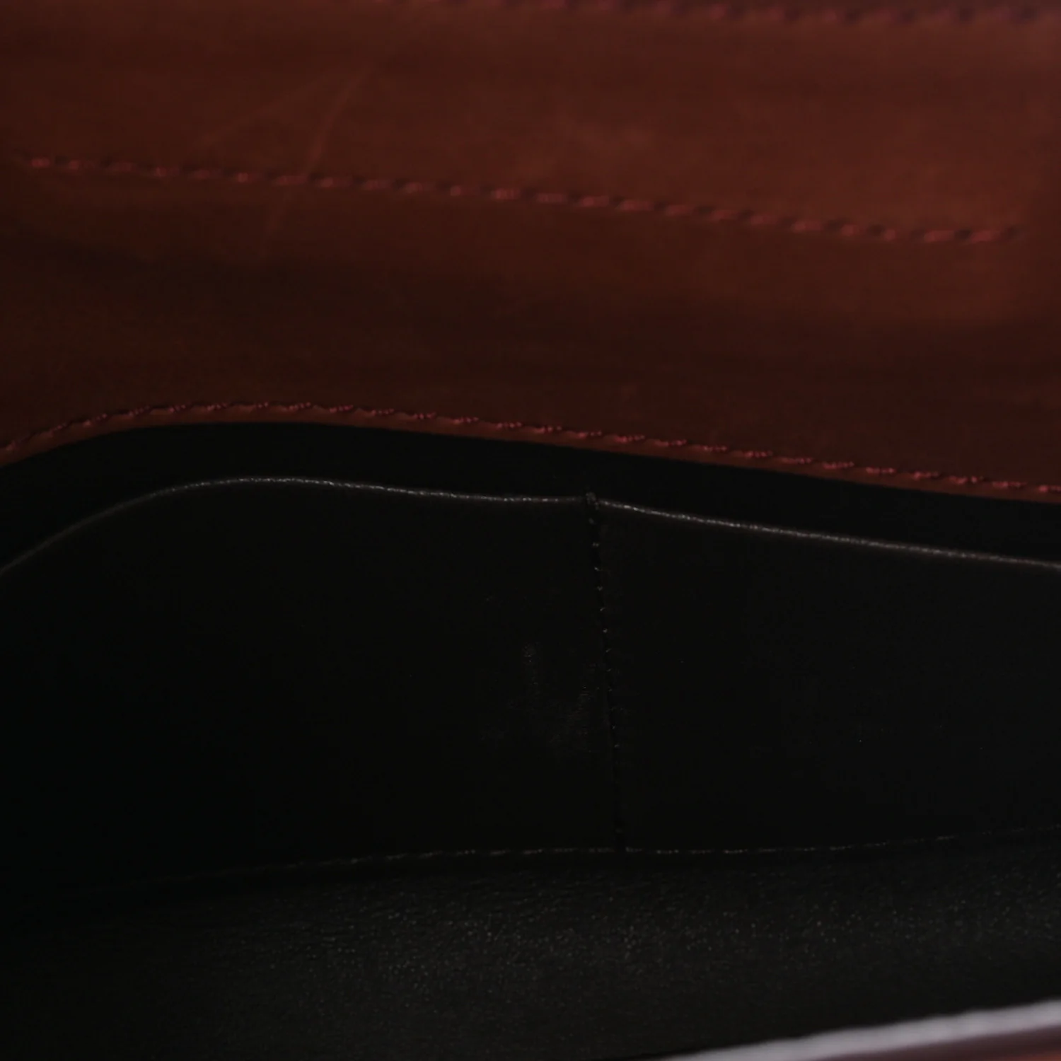 Smooth Calfskin Peggy Bag New Burgundy - Image 10