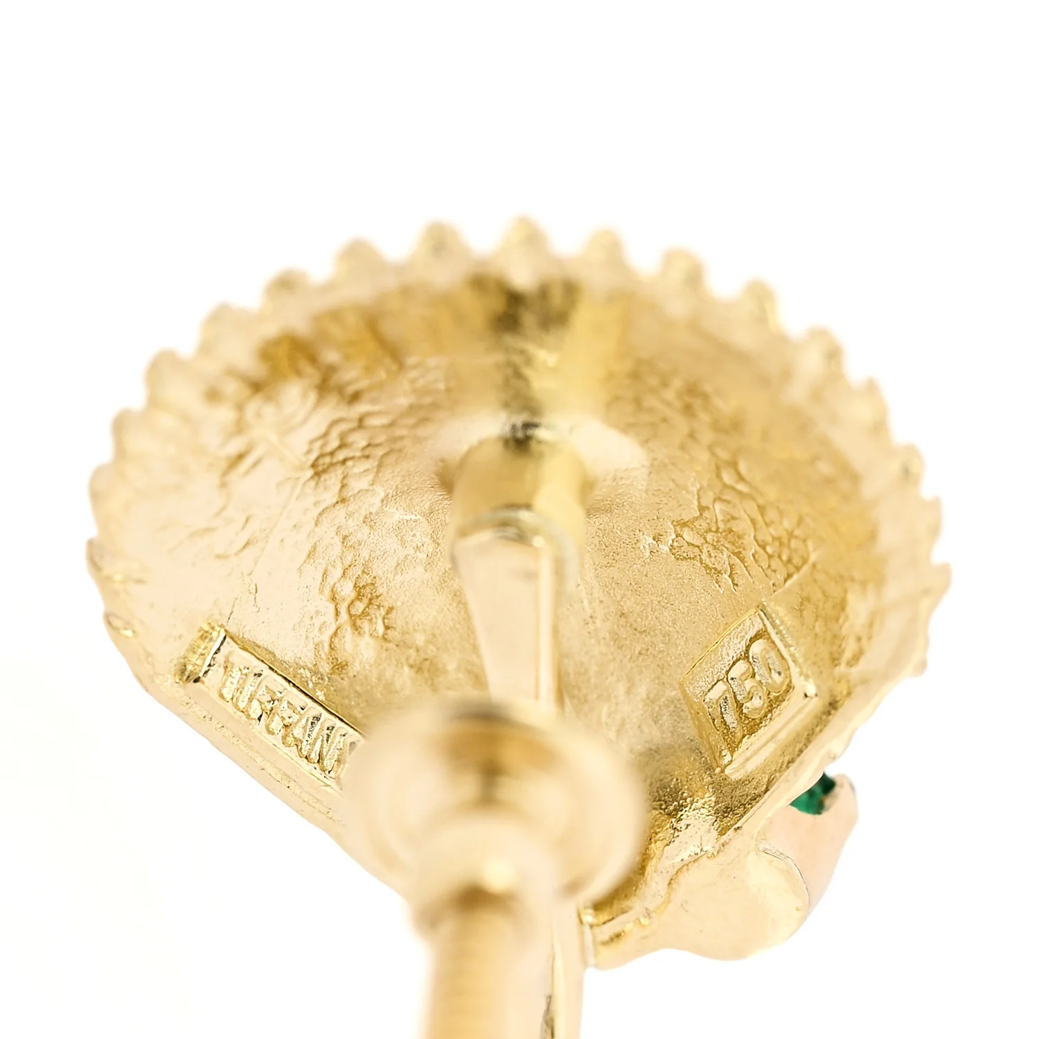 18K Yellow Gold Emerald Seashell Screw Back Earrings - Image 4
