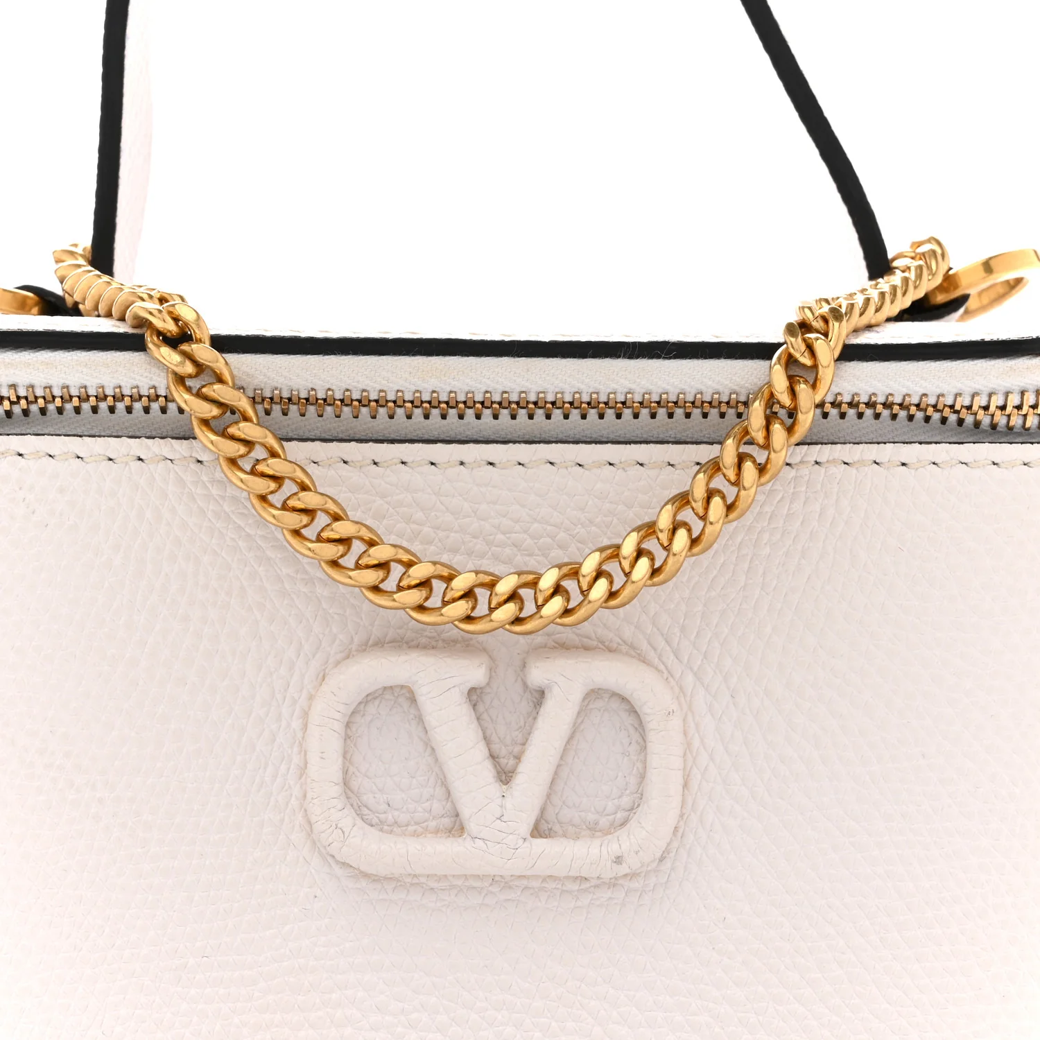 Grained Calfskin VSling Vanity Case White - Image 7