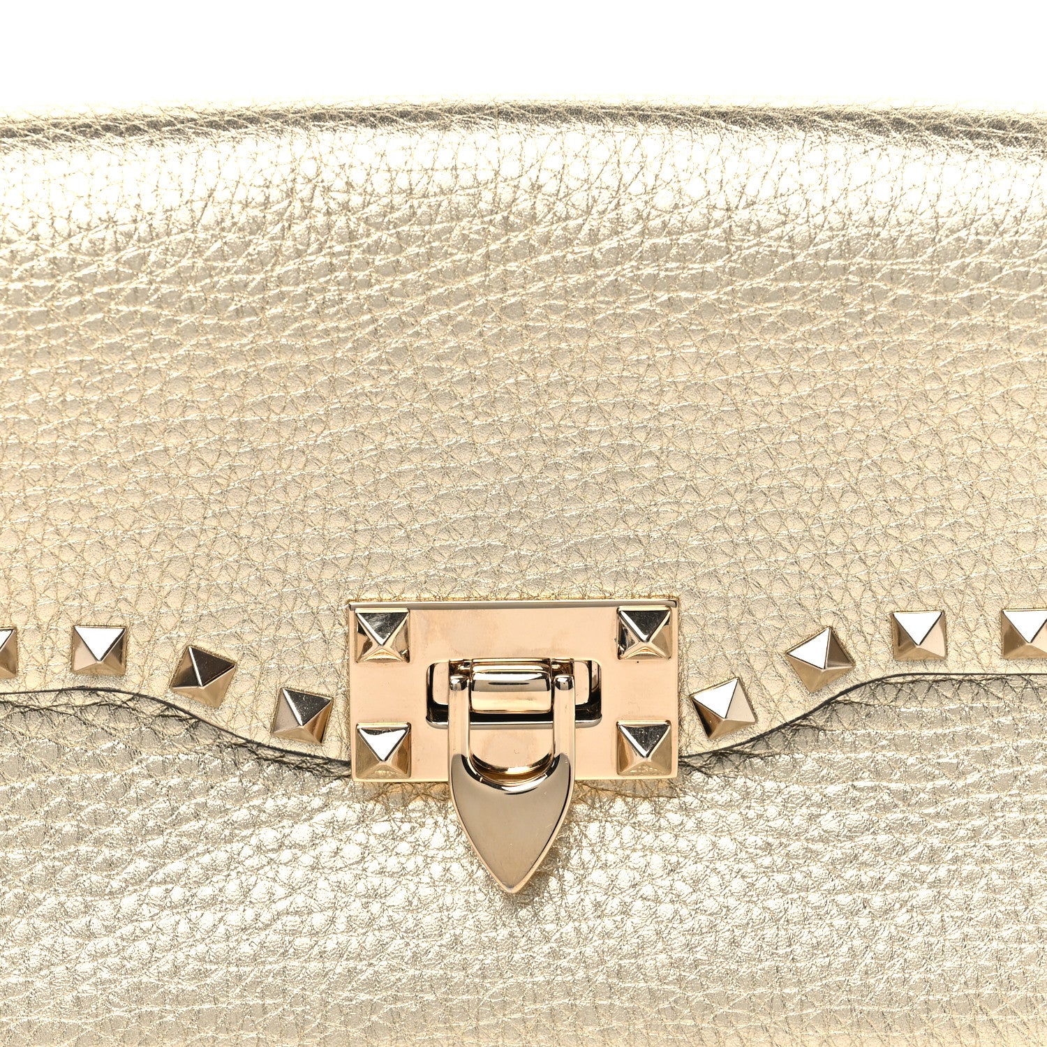 Metallic Pebbled Calfskin Medium Rockstud Flip Lock Crossbody Bag Platino - Image 7