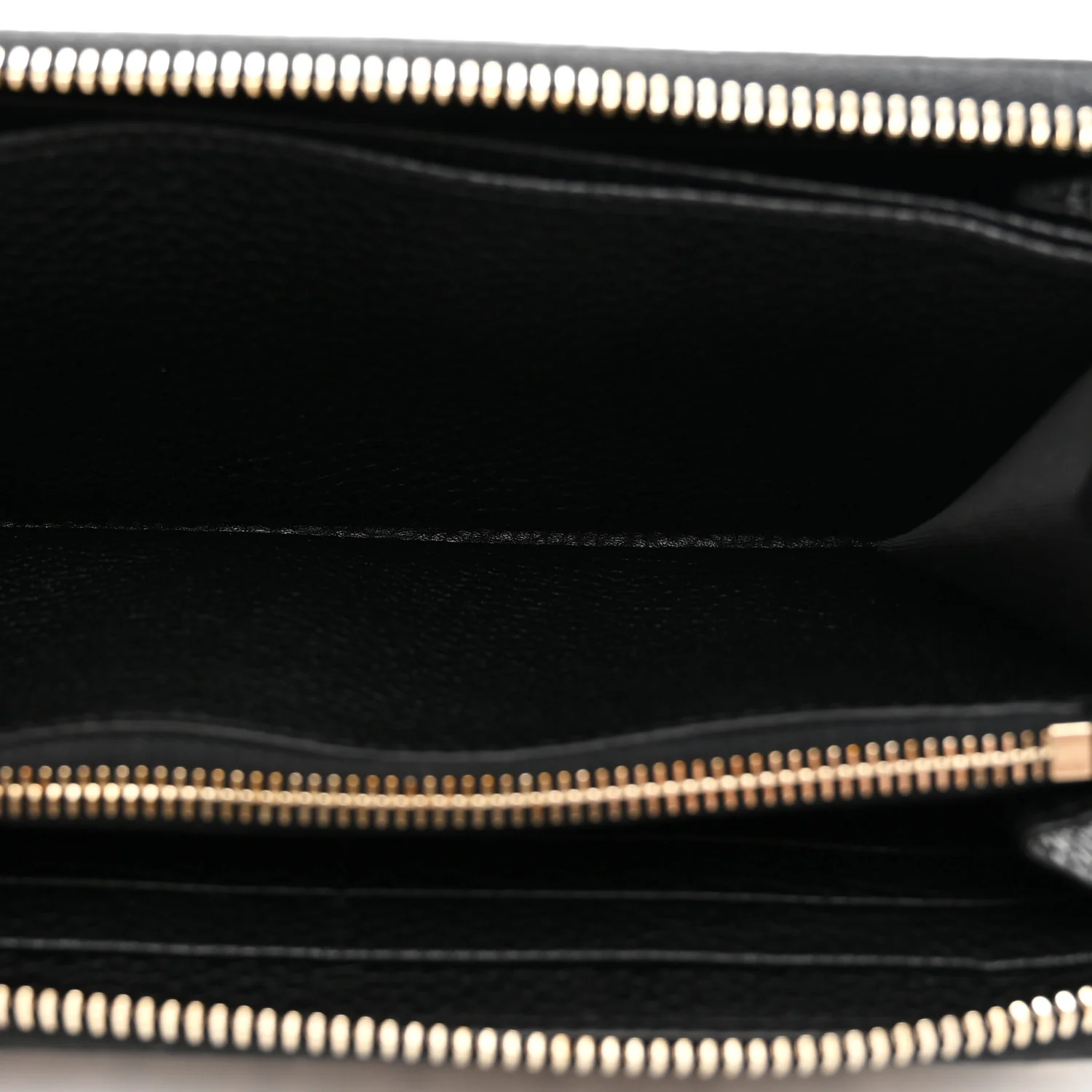 Pebbled Calfskin Rockstud Zip Around Wallet Black - Image 5