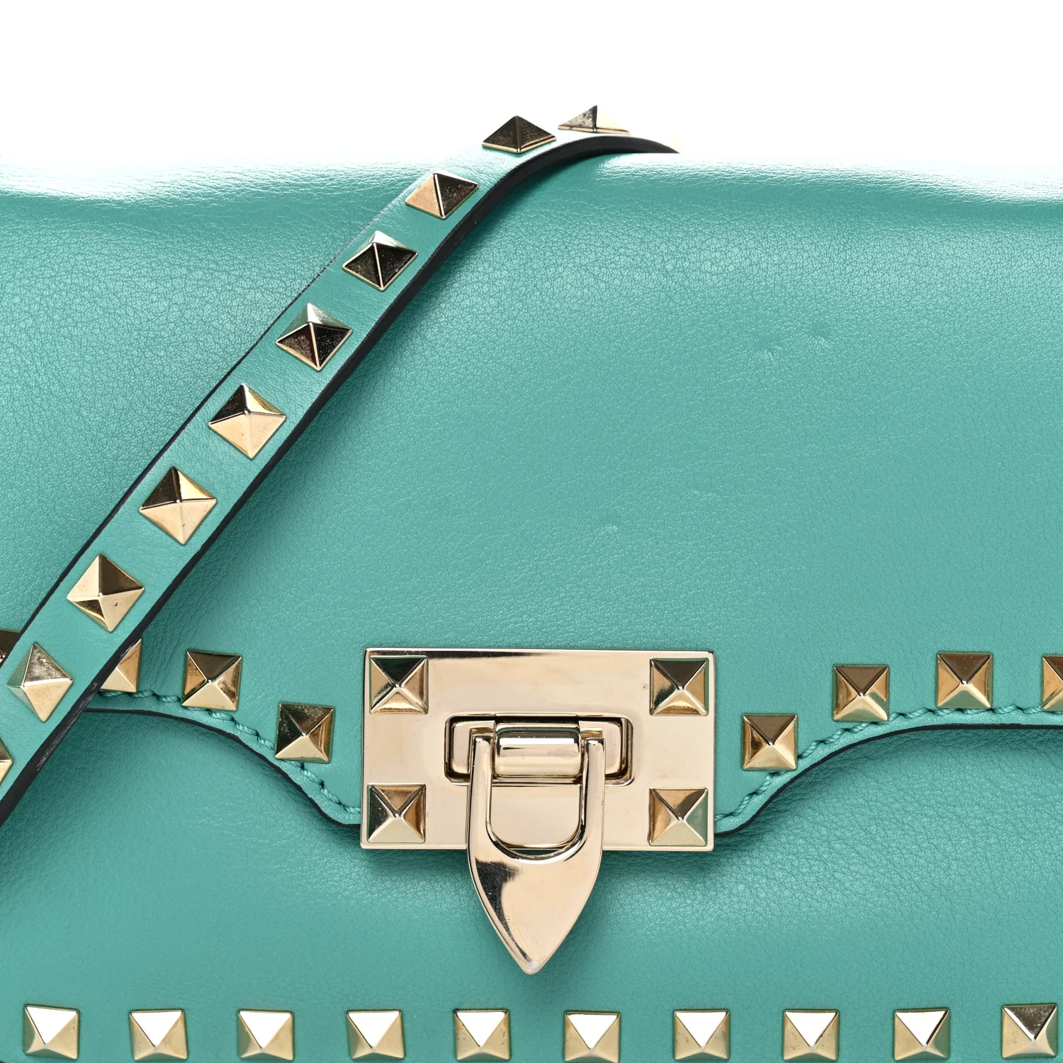 Vitello Small Rockstud Flap Saddle Bag Colibri - Image 7