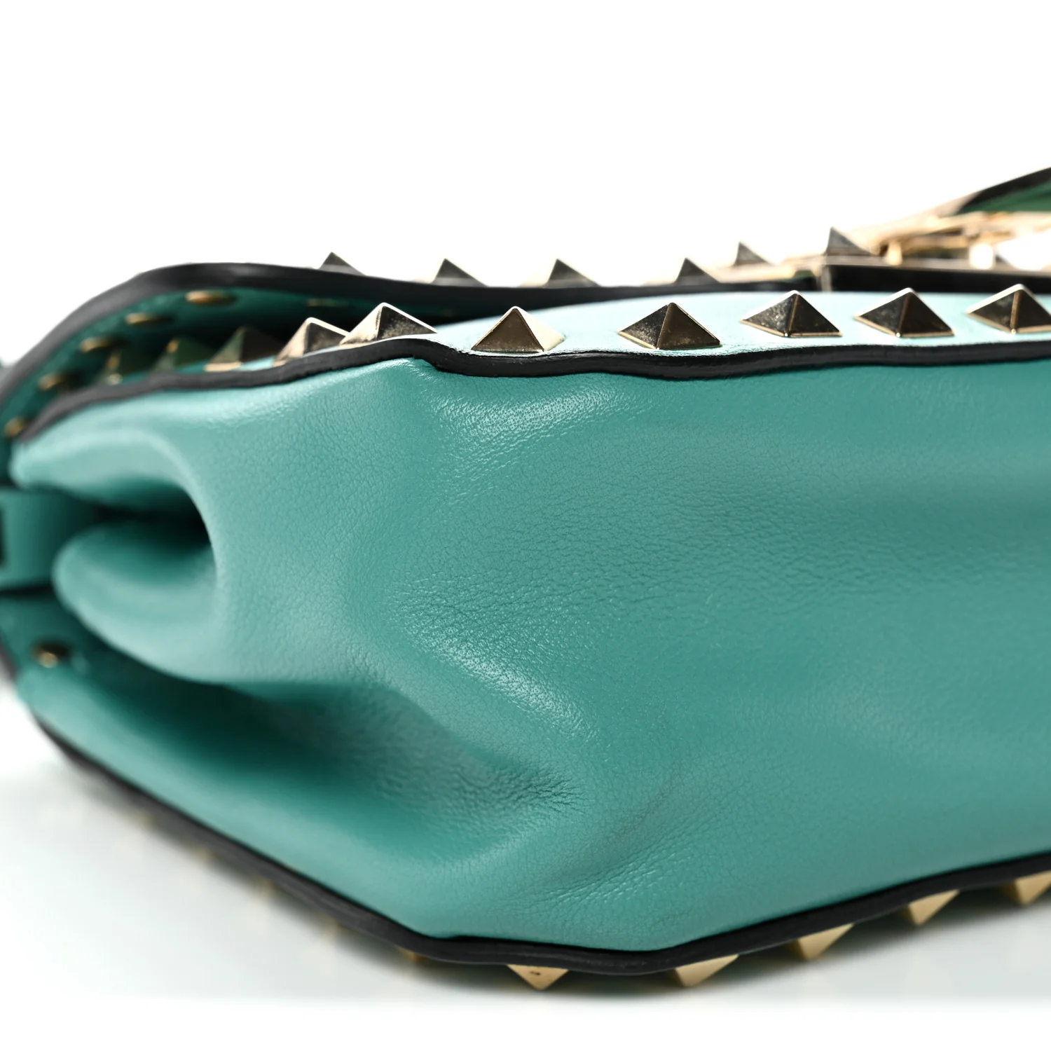 Vitello Small Rockstud Flap Saddle Bag Colibri - Image 8