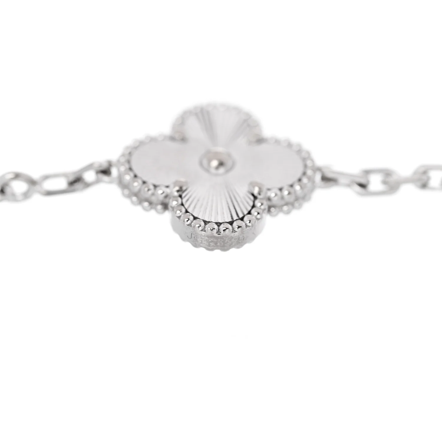 18K White Gold 5 Motifs Guilloche Vintage Alhambra Bracelet - Image 4