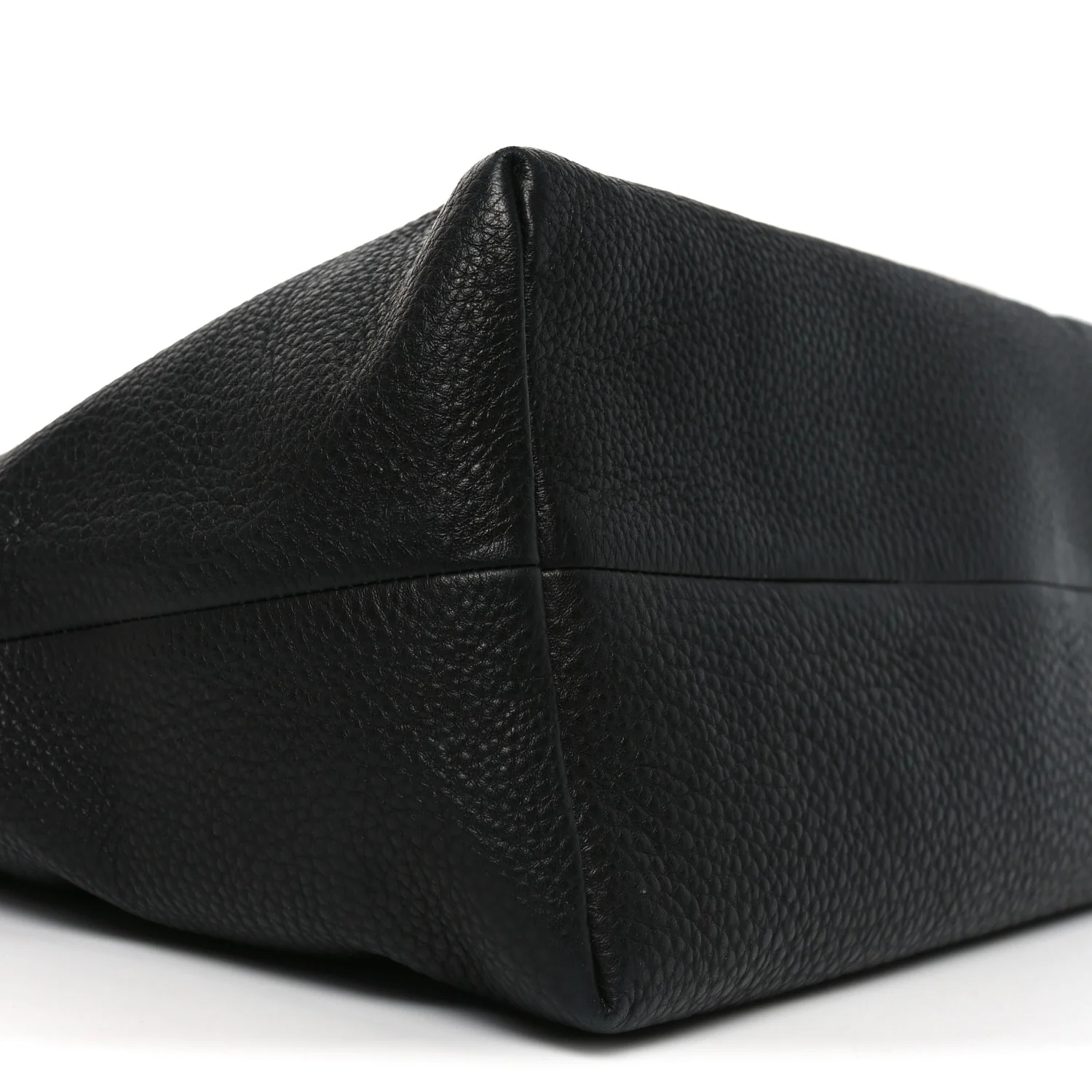 Vitello Medusa Tote Black - Image 8